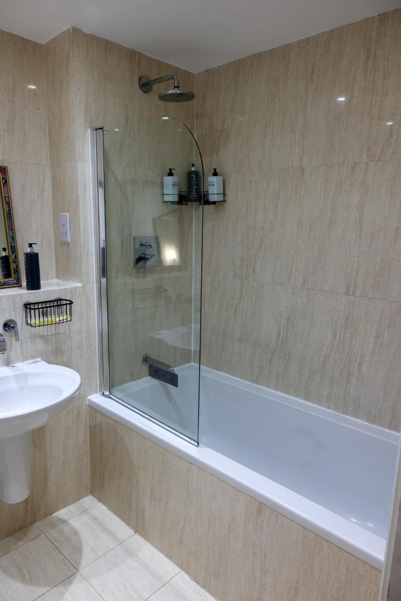 Centrally Located 1Br Apt Near Edg Cricket, University Of Bham, Priory Hospital & Cannon Hill Park 버밍엄 외부 사진