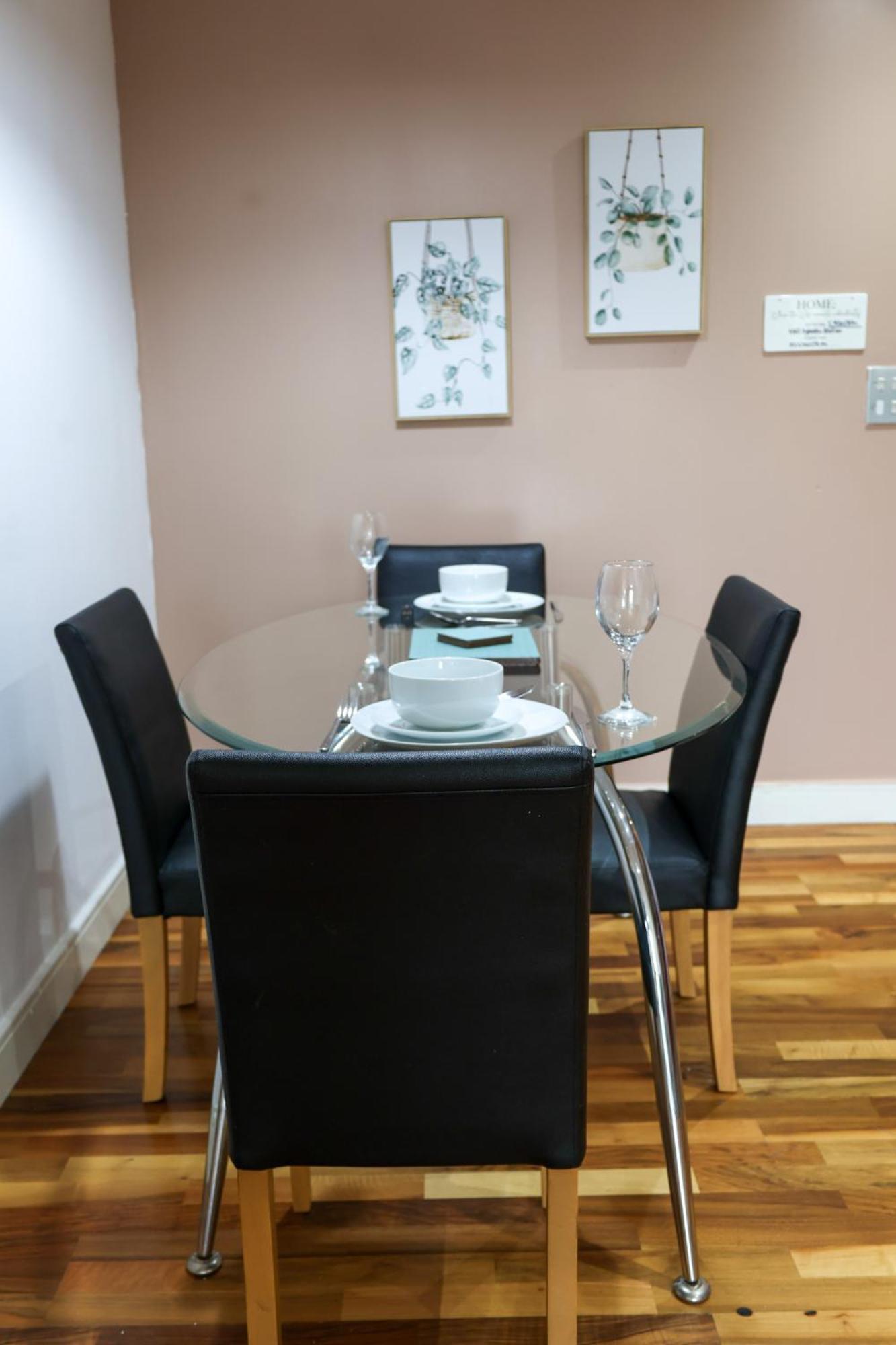 Centrally Located 1Br Apt Near Edg Cricket, University Of Bham, Priory Hospital & Cannon Hill Park 버밍엄 외부 사진